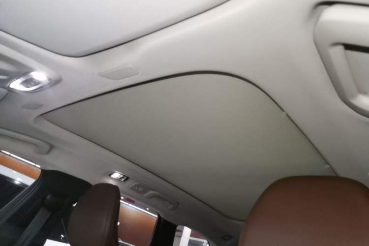 Used Volvo XC60 2020 T5 4x4 Zhiya Luxury Edition Headliner