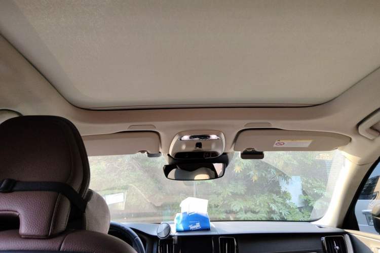 Used Volvo XC60 2020 T5 4x4 Smart Luxury Edition Headliner