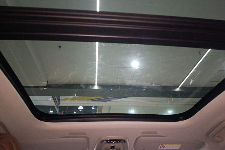 Used Volvo XC60 2020 T5 4x4 Zhiyi Luxury Edition Headliner