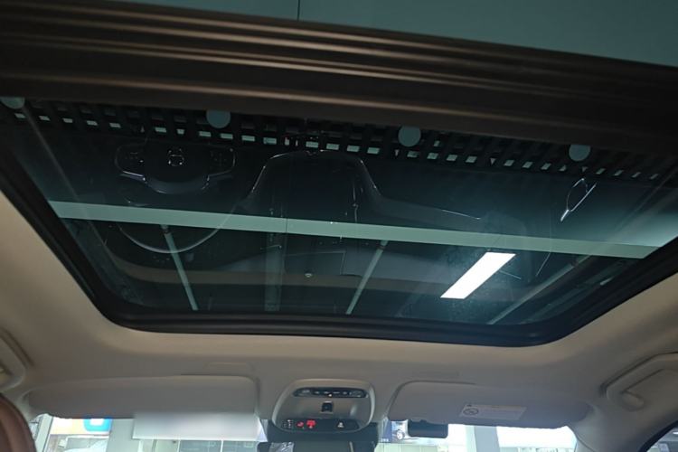 Used Volvo XC60 2020 T5 4x4 Smart Luxury Edition Headliner