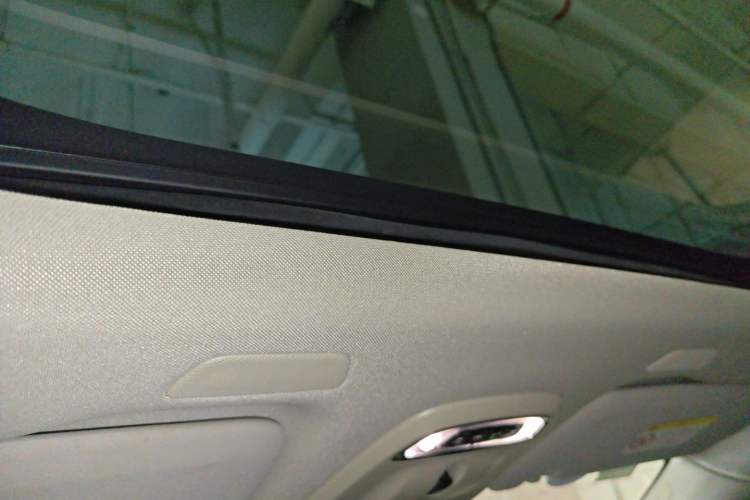 Used Volvo XC60 2020 T4 SmartDrive Luxury Edition Headliner