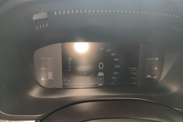 Used Volvo XC60 2020 T5 4x4 Zhiyi Luxury Edition Instrument Cluster
