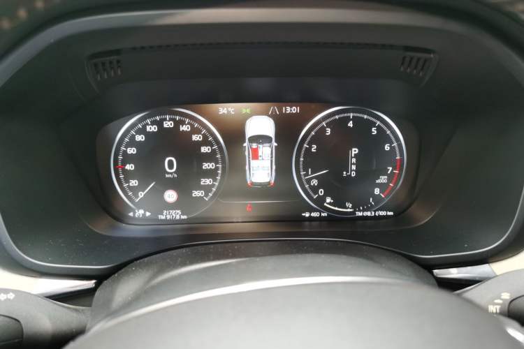 Used Volvo XC60 2020 T5 4x4 Smart Luxury Edition Instrument Cluster