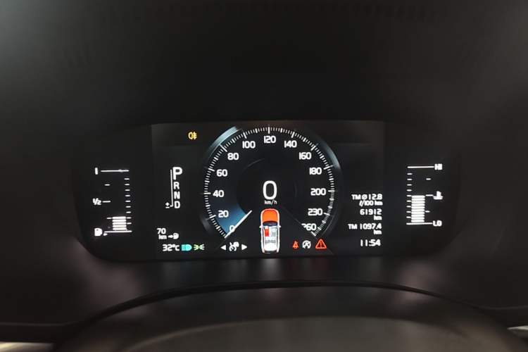 Used Volvo XC60 2020 T5 4x4 Zhiyi Luxury Edition Instrument Cluster