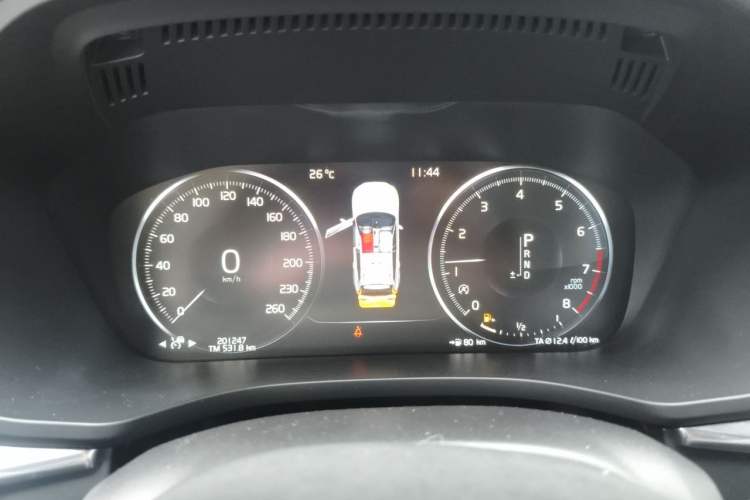 Used Volvo XC60 2020 T5 4x4 Smart Luxury Edition Instrument Cluster