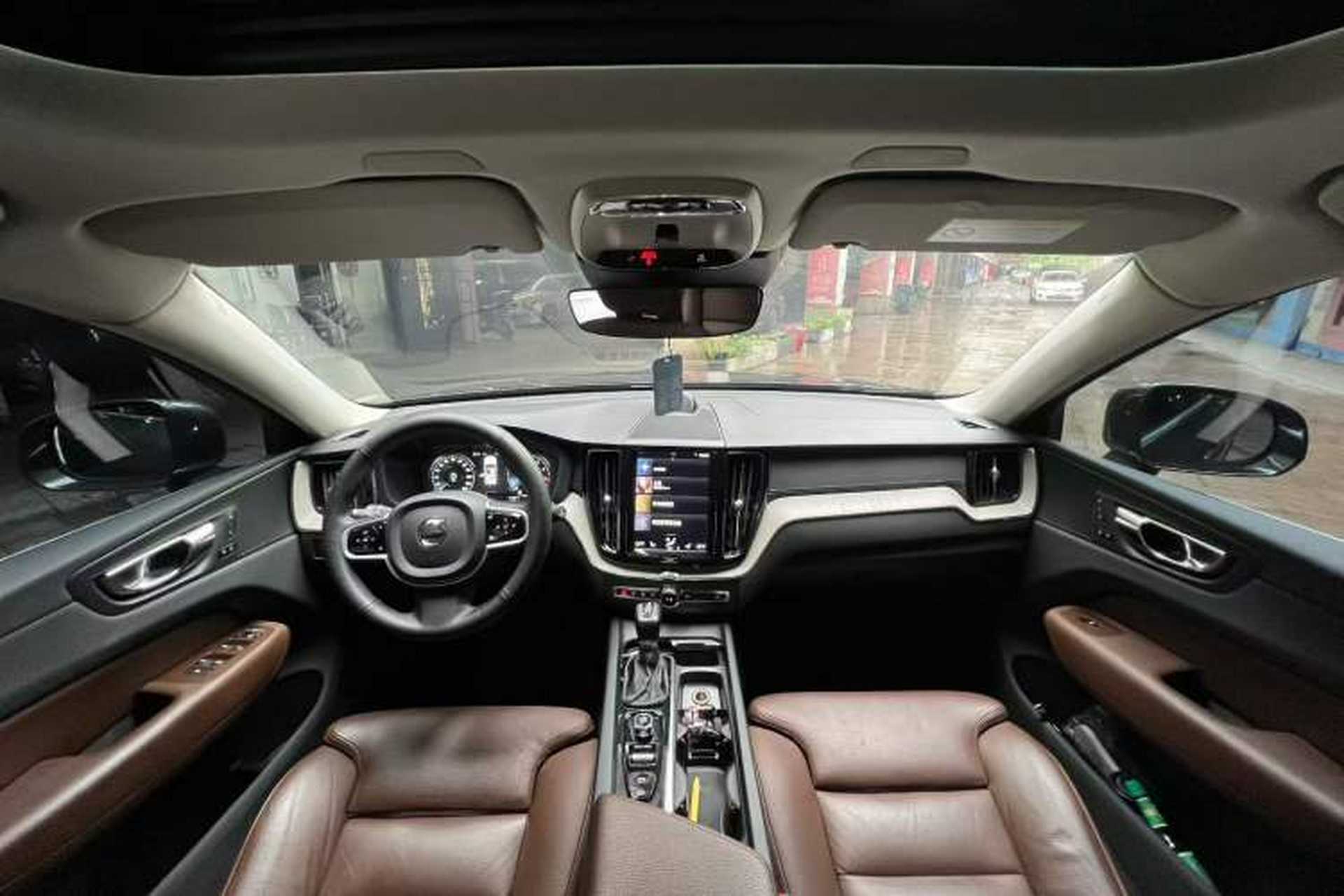 Used Volvo XC60 2020 T5 4x4 Smart Luxury Edition Interior 1