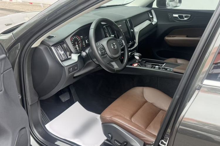 Used Volvo XC60 2020 T5 4x4 Zhiyi Luxury Edition Interior 1