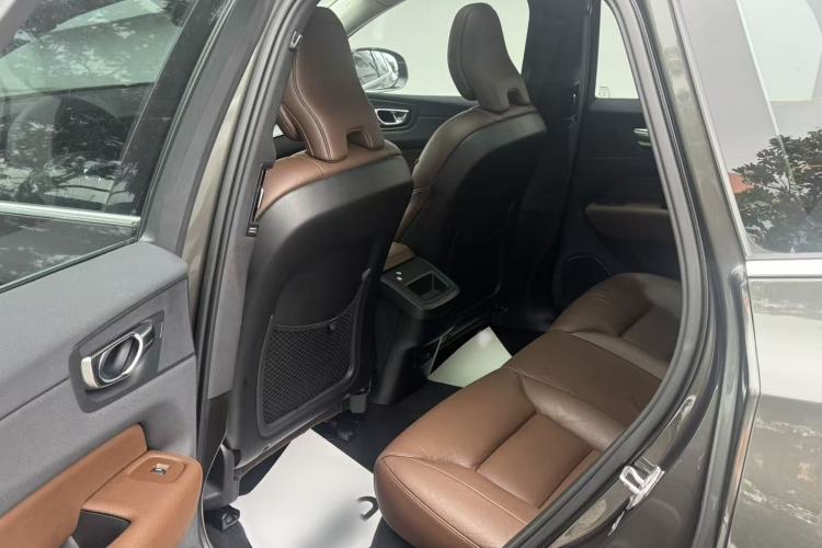 Used Volvo XC60 2020 T5 4x4 Zhiyi Luxury Edition Interior 12