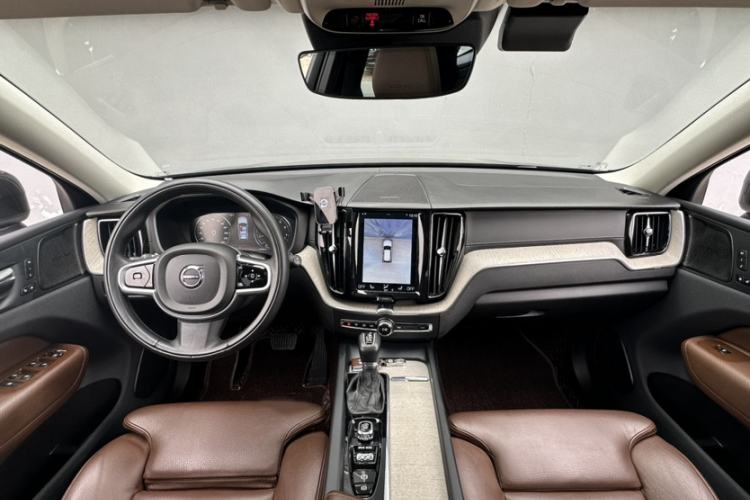 Used Volvo XC60 2020 T5 4x4 Zhiya Luxury Edition Interior 2