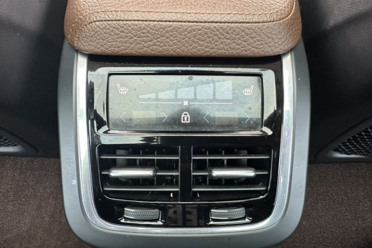 Used Volvo XC60 2020 T5 4x4 Zhiya Luxury Edition Interior 4