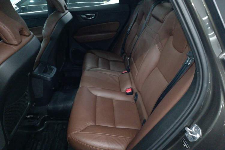 Used Volvo XC60 2020 T5 4x4 Zhiyi Luxury Edition Interior 4