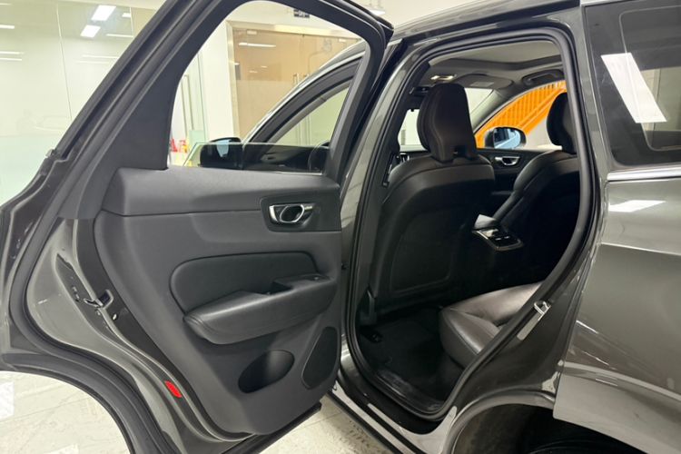 Used Volvo XC60 2020 T5 4x4 Zhiyi Luxury Edition Interior 6