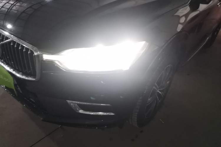 Used Volvo XC60 2020 T5 4x4 Smart Luxury Edition Left Front Headlight