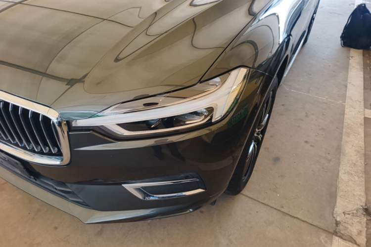 Used Volvo XC60 2020 T5 4x4 Smart Luxury Edition Left Front Headlight
