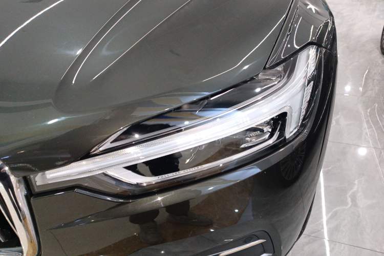 Used Volvo XC60 2020 T5 4x4 Zhiyi Luxury Edition Left Front Headlight