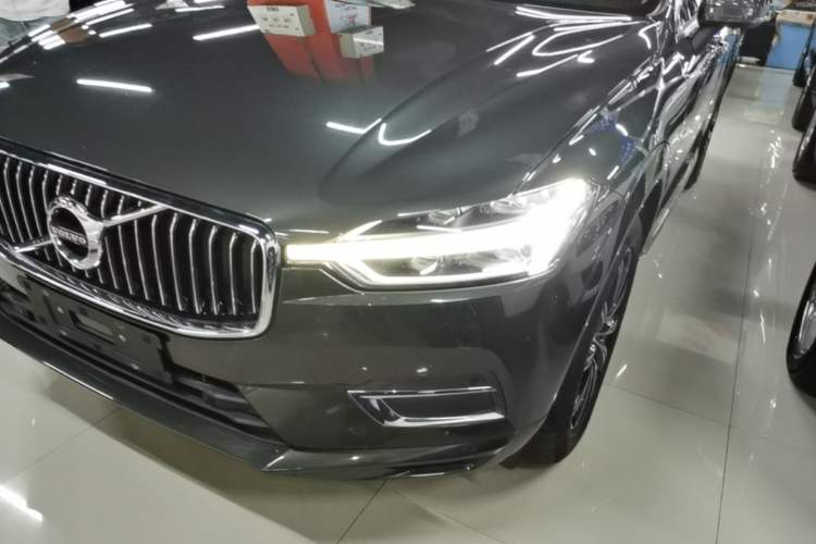 Used Volvo XC60 2020 T5 4x4 Smart Luxury Edition Left Front Headlight