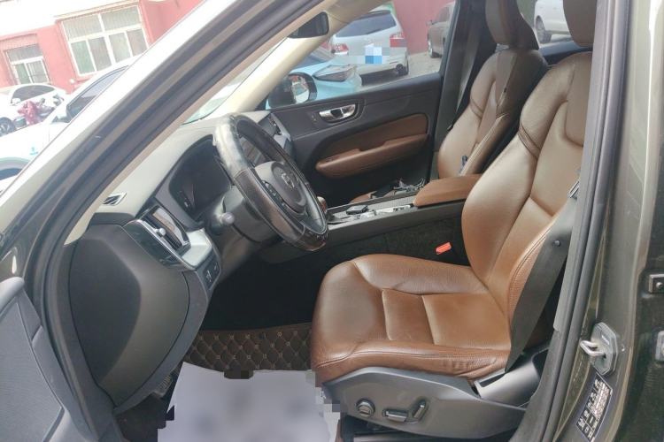 Used Volvo XC60 2020 T5 4x4 Zhiyi Luxury Edition Left Front Seat