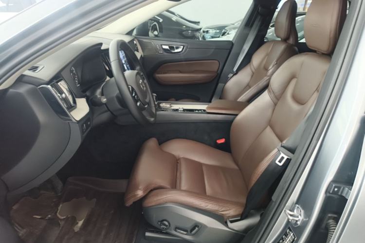 Used Volvo XC60 2020 T5 4x4 Zhiya Luxury Edition Left Front Seat