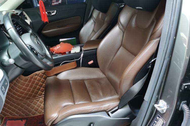 Used Volvo XC60 2020 T5 4x4 Smart Luxury Edition Left Front Seat