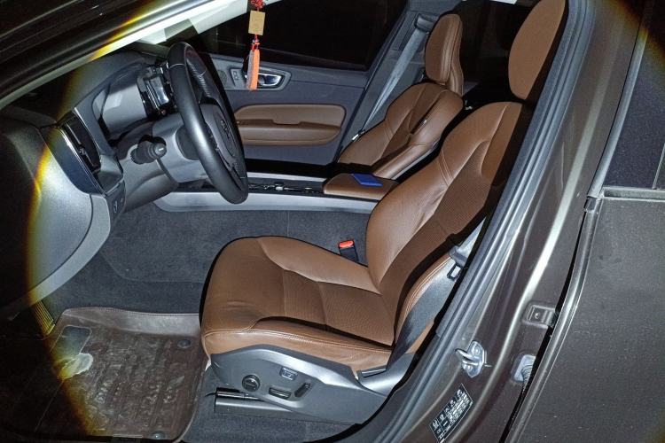 Used Volvo XC60 2020 T5 4x4 Zhiyi Luxury Edition Left Front Seat