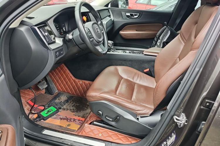 Used Volvo XC60 2020 T5 4x4 Zhiyi Luxury Edition Left Front Seat