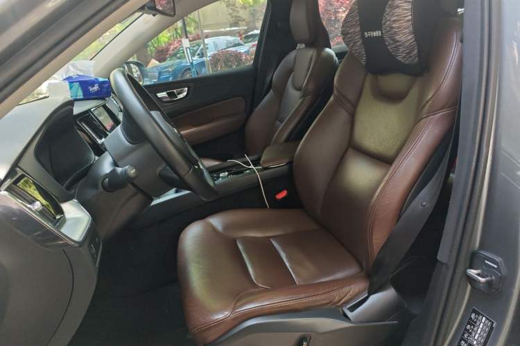 Used Volvo XC60 2020 T5 4x4 Zhiyi Luxury Edition Left Front Seat