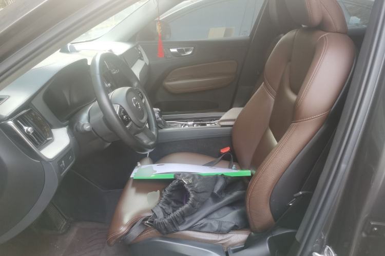 Used Volvo XC60 2020 T5 4x4 Smart Luxury Edition Left Front Seat