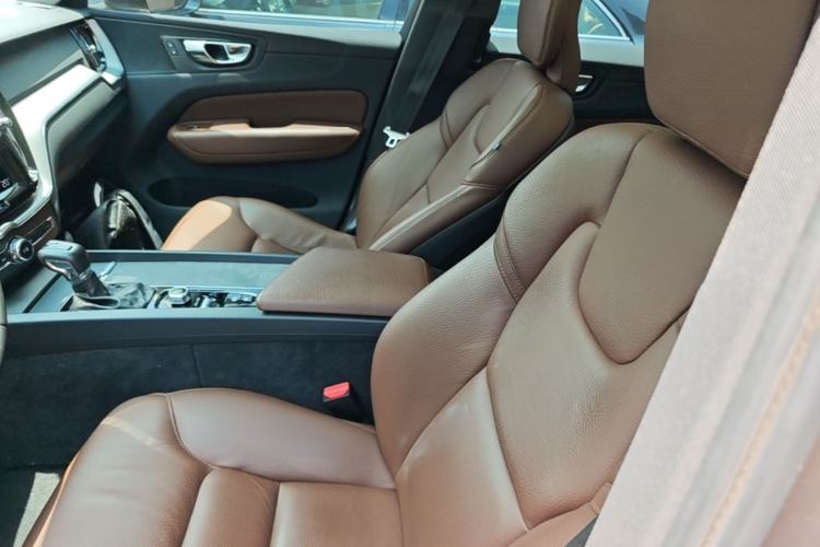 Used Volvo XC60 2020 T5 4x4 Zhiyi Luxury Edition Left Front Seat