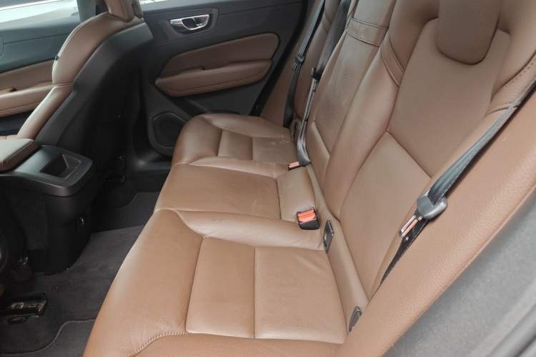 Used Volvo XC60 2020 T5 4x4 Zhiyi Luxury Edition Left Rear Seat