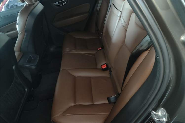 Used Volvo XC60 2020 T5 4x4 Zhiyi Luxury Edition Left Rear Seat
