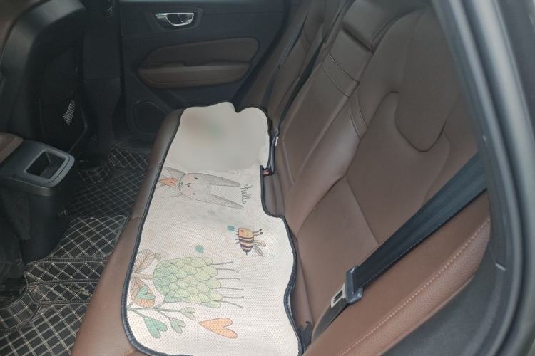 Used Volvo XC60 2020 T5 4x4 Smart Luxury Edition Left Rear Seat