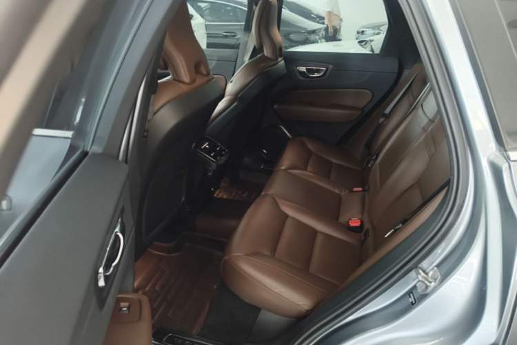 Used Volvo XC60 2020 T5 4x4 Zhiya Luxury Edition Left Rear Seat