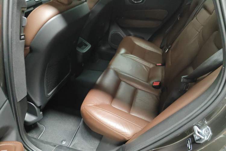 Used Volvo XC60 2020 T5 4x4 Zhiyi Luxury Edition Left Rear Seat