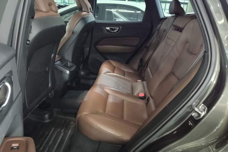 Used Volvo XC60 2020 T5 4x4 Zhiyi Luxury Edition Left Rear Seat