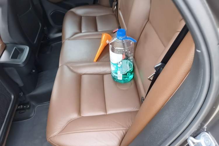 Used Volvo XC60 2020 T5 4x4 Zhiyi Luxury Edition Left Rear Seat