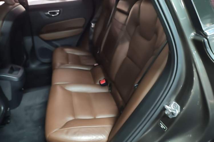 Used Volvo XC60 2020 T5 4x4 Zhiyi Luxury Edition Left Rear Seat