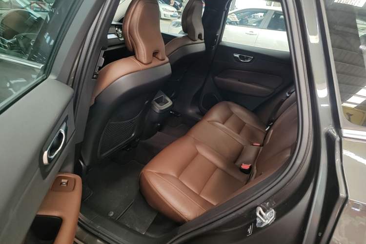 Used Volvo XC60 2020 T5 4x4 Zhiyi Luxury Edition Left Rear Seat