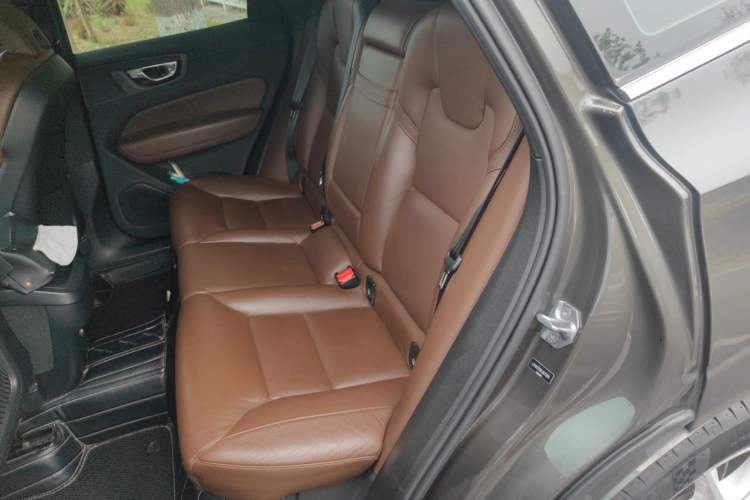Used Volvo XC60 2020 T5 4x4 Zhiyi Luxury Edition Left Rear Seat