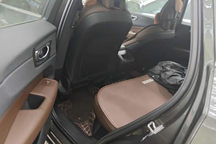 Used Volvo XC60 2020 T5 4x4 Smart Luxury Edition Left Rear Seat