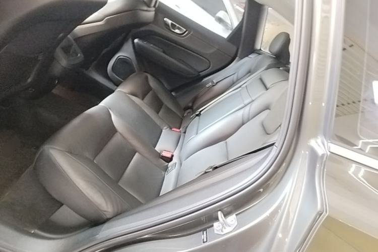 Used Volvo XC60 2020 T5 4x4 Smart Luxury Edition Left Rear Seat