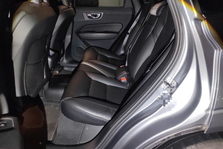 Used Volvo XC60 2020 T5 4x4 Smart Luxury Edition Left Rear Seat