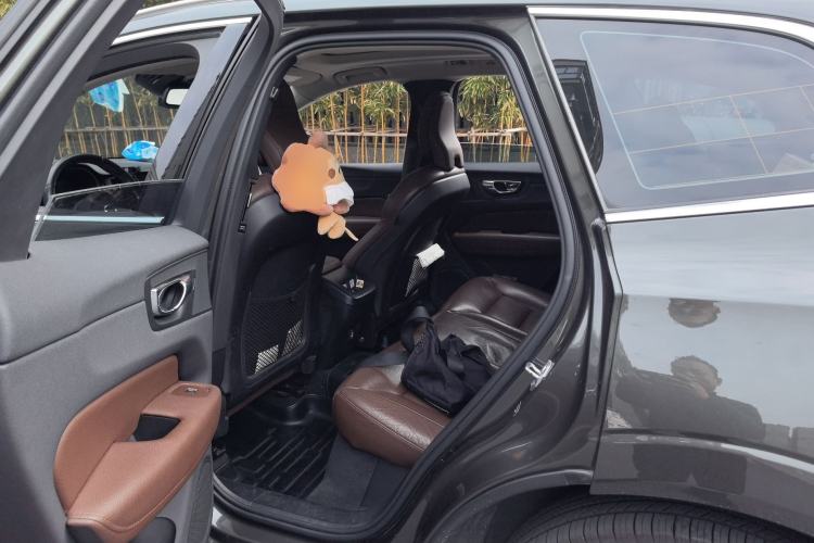 Used Volvo XC60 2020 T5 4x4 Zhiyi Luxury Edition Left Rear Seat