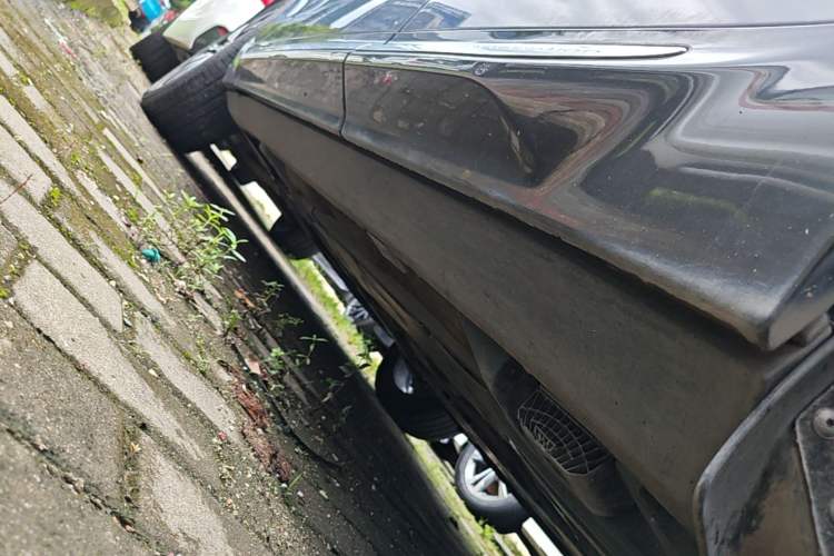 Used Volvo XC60 2020 T5 4x4 Smart Luxury Edition Left Side Sill