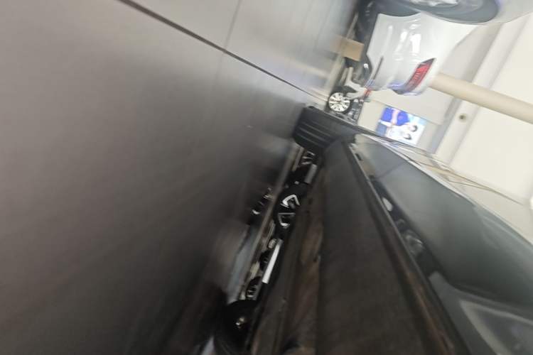 Used Volvo XC60 2020 T5 4x4 Zhiyi Luxury Edition Left Side Sill