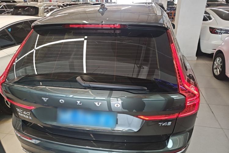 Used Volvo XC60 2020 T4 SmartDrive Luxury Edition Rear