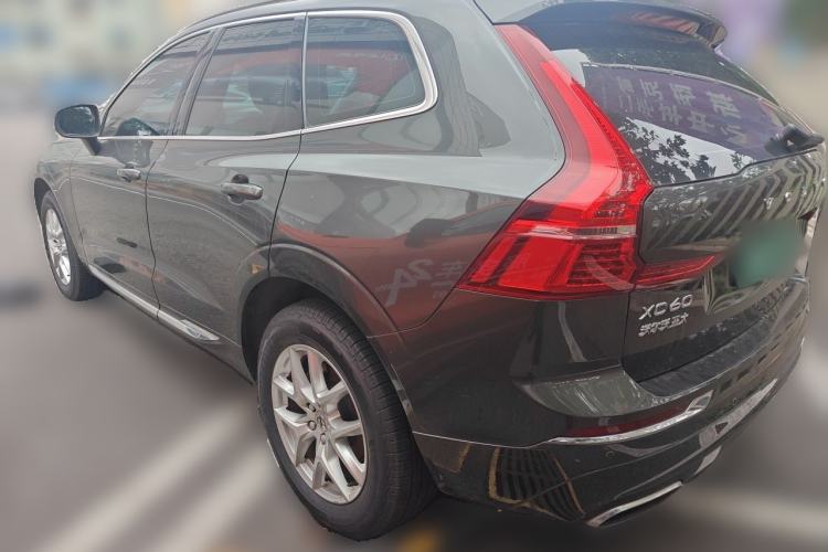 Used Volvo XC60 2020 T5 4x4 Zhiyi Luxury Edition Rear Left 45 Deg