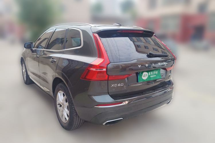 Used Volvo XC60 2020 T5 4x4 Zhiyi Luxury Edition Rear Left 45 Deg