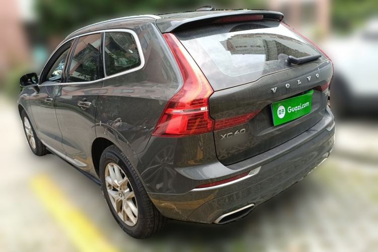 Used Volvo XC60 2020 T5 4x4 Zhiyi Luxury Edition Rear Left 45 Deg