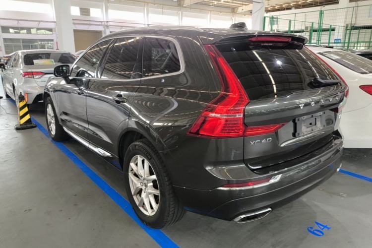 Used Volvo XC60 2020 T5 4x4 Zhiyi Luxury Edition Rear Left 45 Deg
