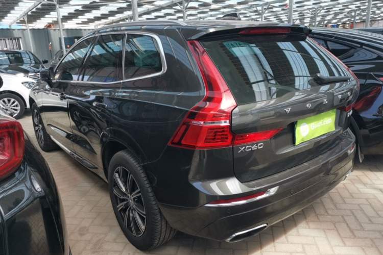 Used Volvo XC60 2020 T5 4x4 Smart Luxury Edition Rear Left 45 Deg